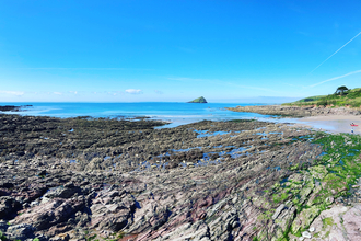 Rocky shore at Wembury 